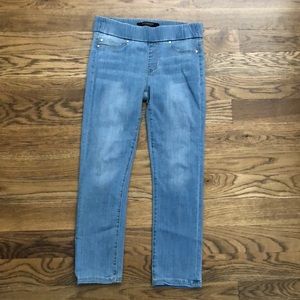 LIVERPOOL Los Angeles-The Capri 4/27